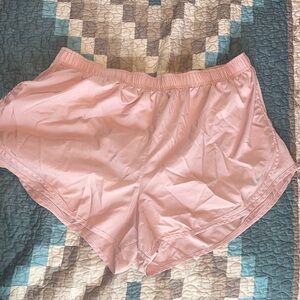 Women’s Plus Nike Tempo Shorts